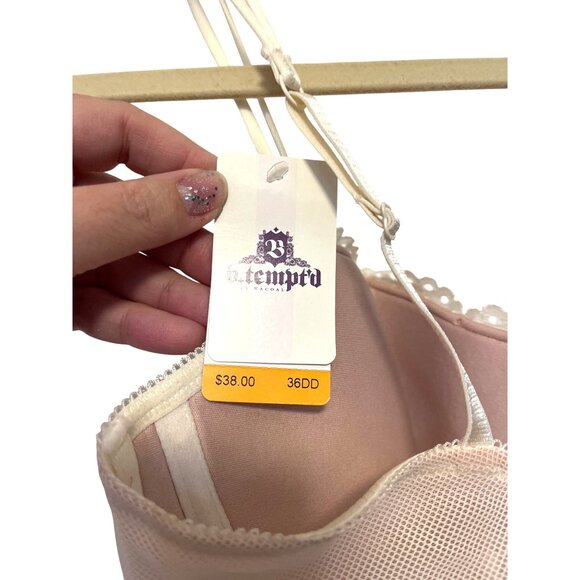 B.Temptd Lace Underwire Bra 36DD Light Pink Adjustable Straps Sheer Mesh Back De - Picture 4 of 6